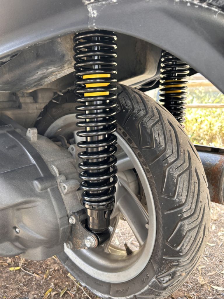 Aprilia (Vespa) Scooter, Roller 500 ccm