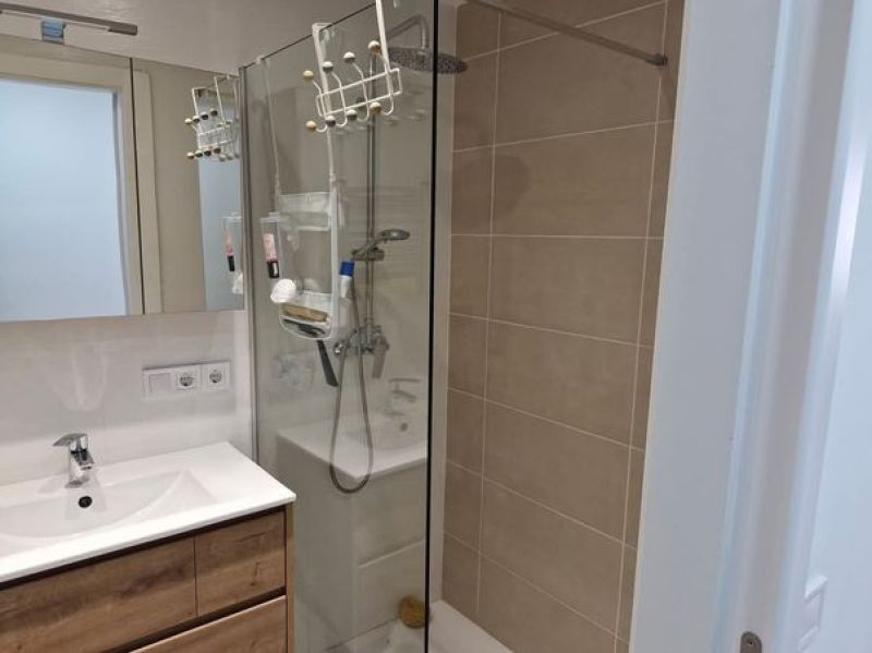 Arenal, amplio apartamento con vista al mar