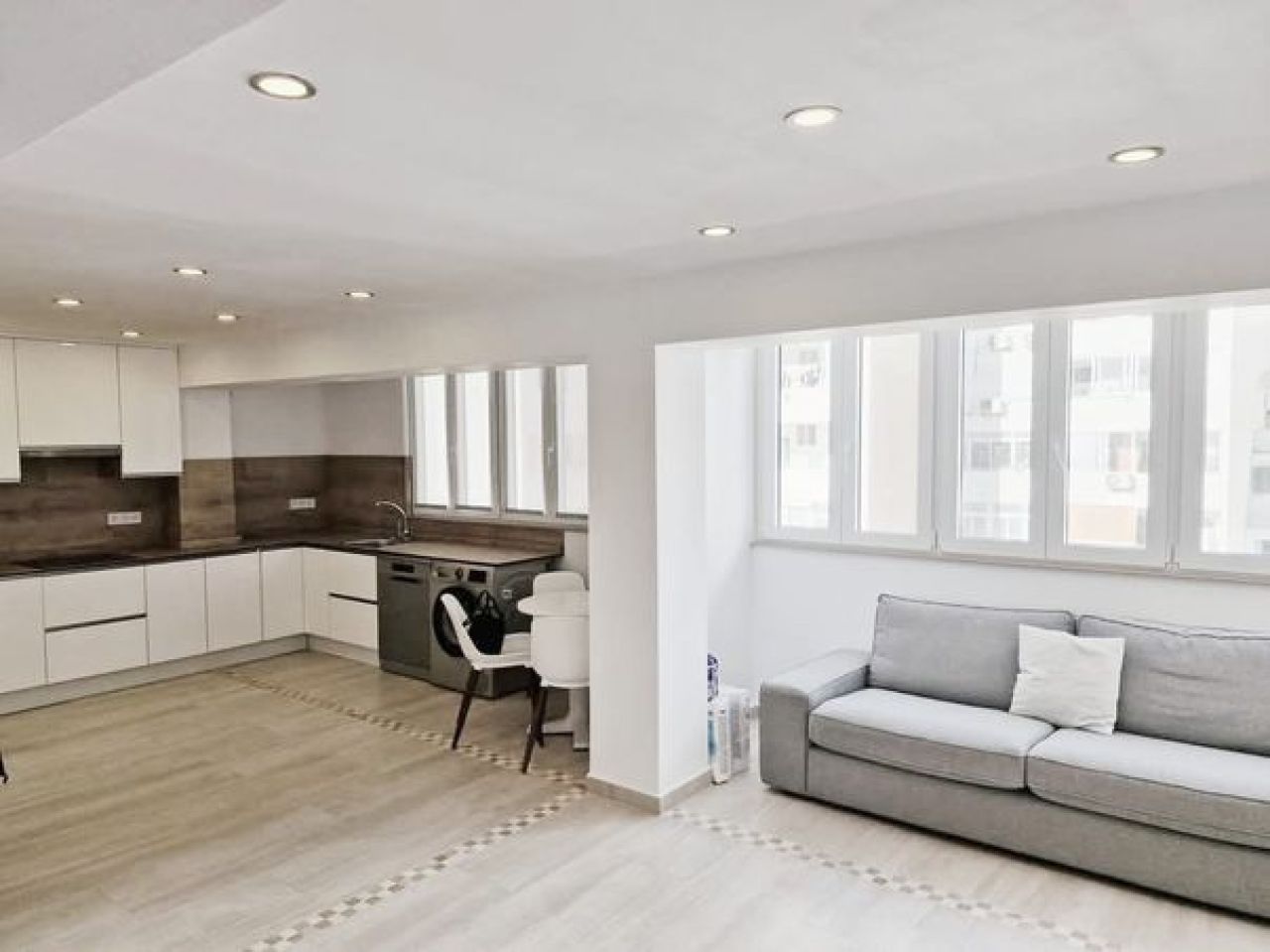 Arenal, amplio apartamento con vista al mar