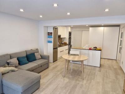 Arenal, amplio apartamento con vista al mar