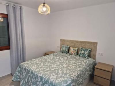 Arenal, amplio apartamento con vista al mar