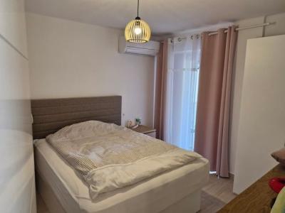 Arenal, amplio apartamento con vista al mar