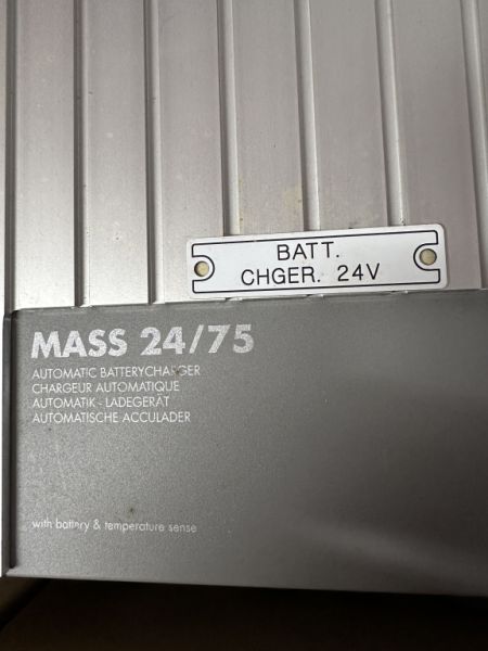 Cargador automático de batería