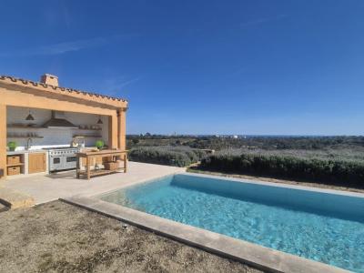 Avantgarde und Natur: Luxusvilla mit Panoramablick zwischen Porto Colom und Manacor