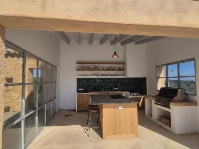 Avantgarde und Natur: Luxusvilla mit Panoramablick zwischen Porto Colom und Manacor