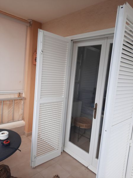 4-piece balcony shutter door
