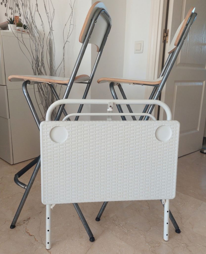 Mesa de balcón blanca plegable