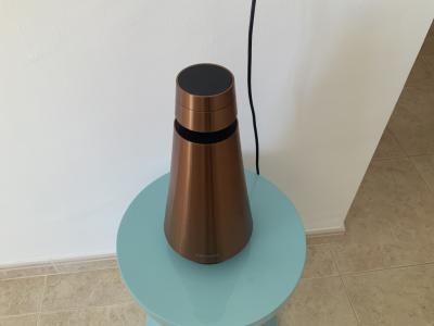 Bang & Olufsen Beosound 1 en bronce con batería