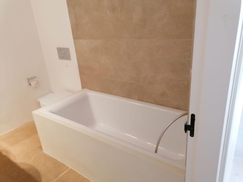 Construcción, forro de piedras etcc