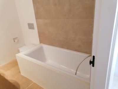 Construcción, forro de piedras etcc