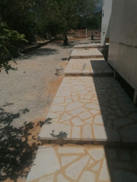 Construcción, forro de piedras etcc