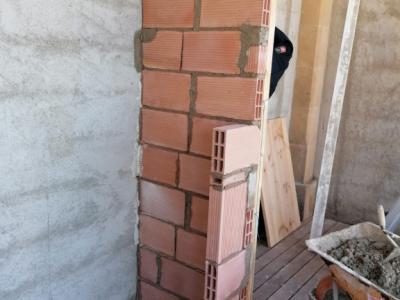 Construcción, forro de piedras etcc