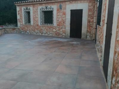 Construcción, forro de piedras etcc