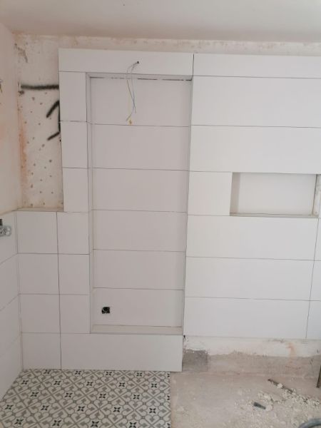 Construcción, forro de piedras etcc