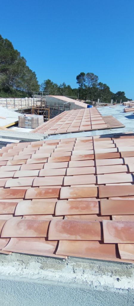 Construcción y reformas en general.