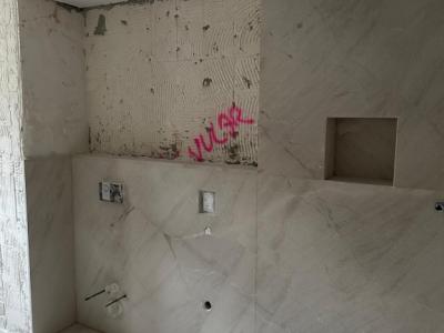 Bauprofi für Wohnungsbau und Renovierungen