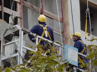 Construction Projects: Plan, Execute, Finish