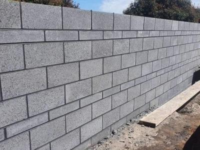 Bauwesen Zimmermannsdecken aus Holz und Aluminium