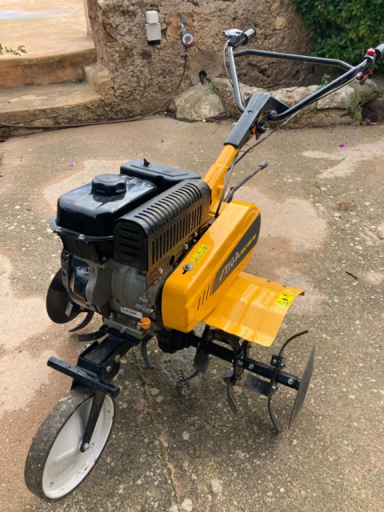 Arado a gasolina Stiga src 685RG