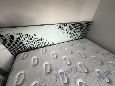 Cama 1,40 m x 1,90 m ¡NUEVA!