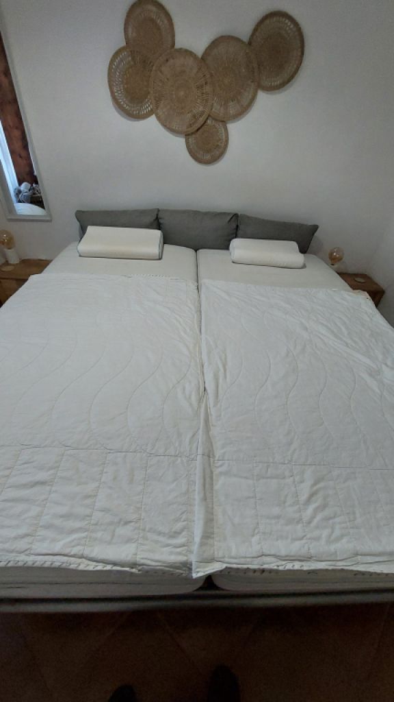 Bett aus Edelstahl,  Sonderanfertigung