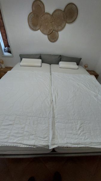 Bett aus Edelstahl,  Sonderanfertigung