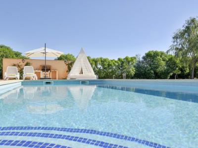 Biete Poolreinigung im Südosten an...