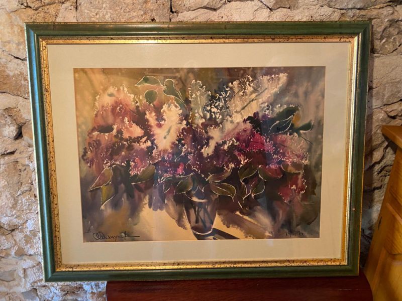 Large image motif: flower vase with lilac