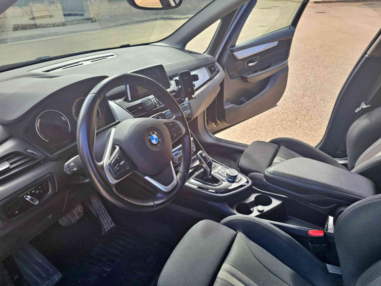 BMW 218d Active Tourer (2018) – Spanisches Kennzeichen – Top gepflegt