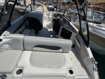 Boot Starcraft SCX 250 –Liegeplatz in Port Adriano