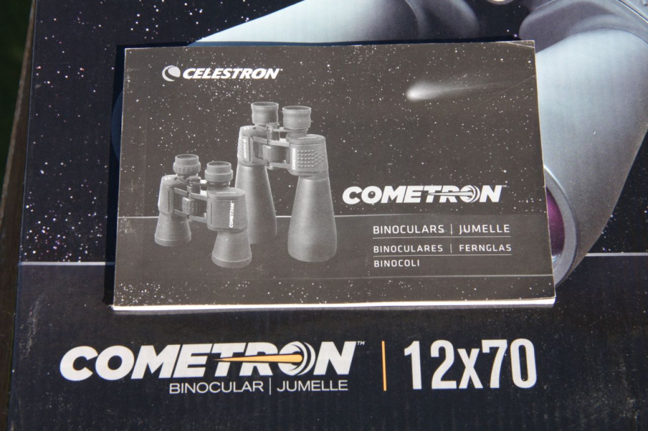 CELESTRON Fernglas "Cometron" 12x70, Sehfeld 4,6 Grad, Gewicht ca. 1,4 kg, brillenträgergeeignet