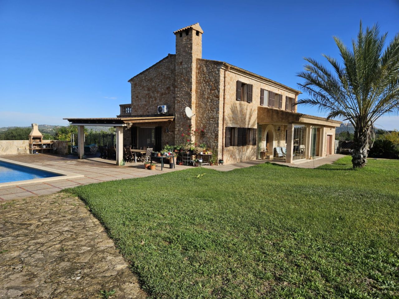 Chalet con piscina y casa de huéspedes en Felanitx