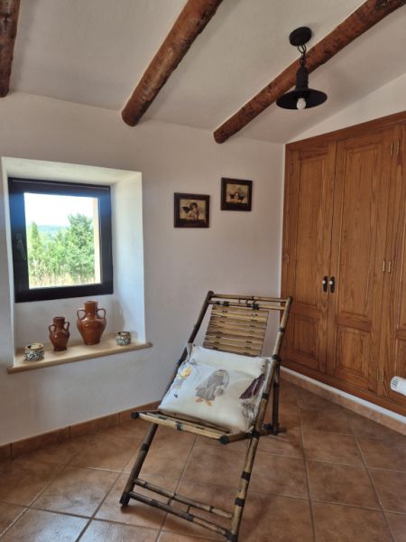 Charming Rustic House with Pool – Temporary Winter Rental