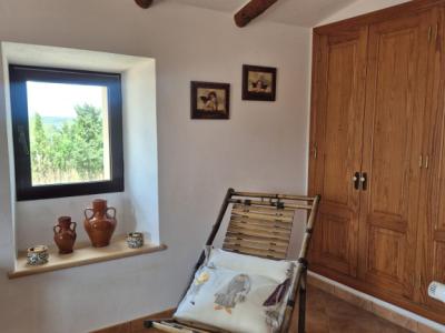 Charming Rustic House with Pool – Temporary Winter Rental