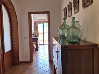 Charming Rustic House with Pool – Temporary Winter Rental