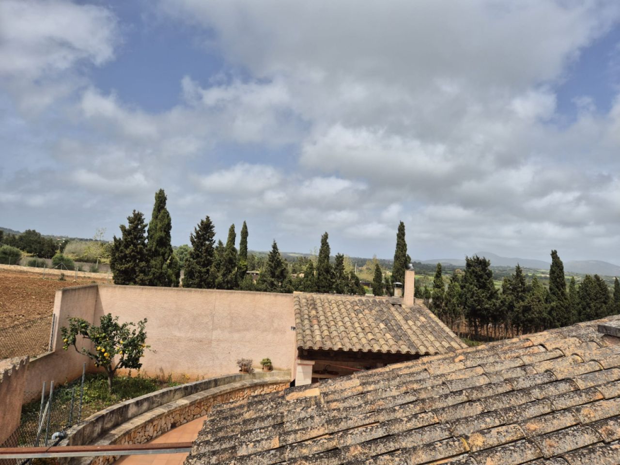 Charming Rustic House with Pool – Temporary Winter Rental