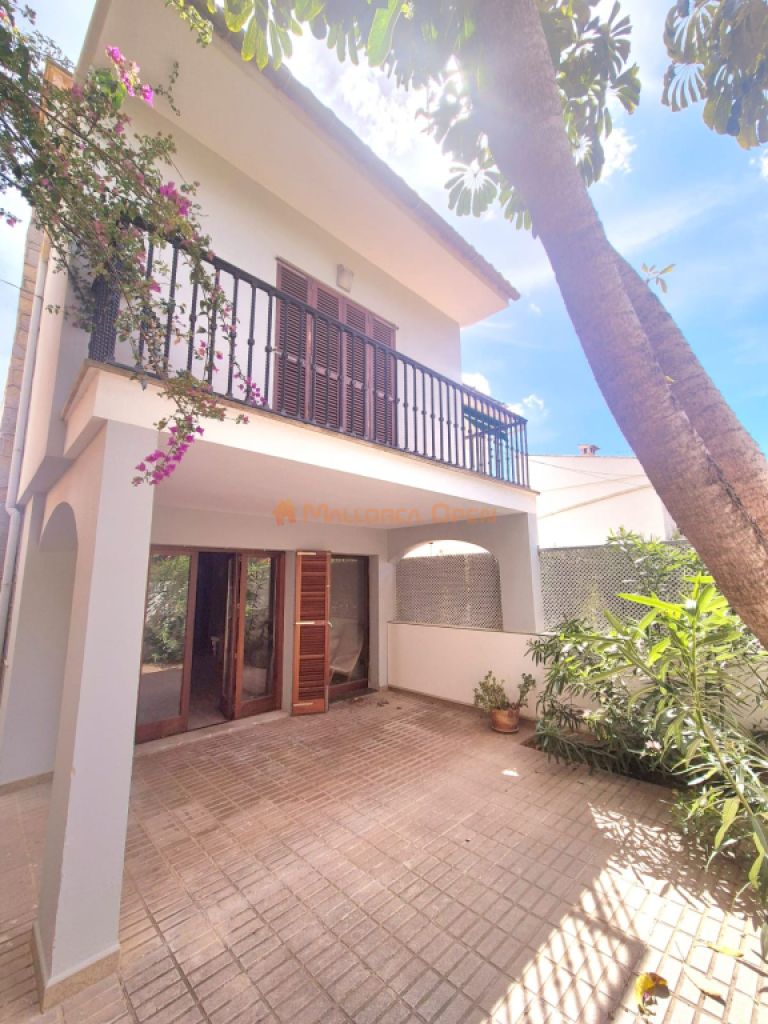 Charmantes Reihenhaus in der besten Wohngegend von Porto Cristo