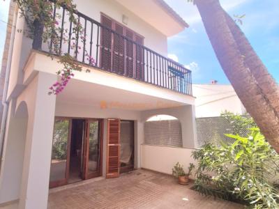 Charmantes Reihenhaus in der besten Wohngegend von Porto Cristo