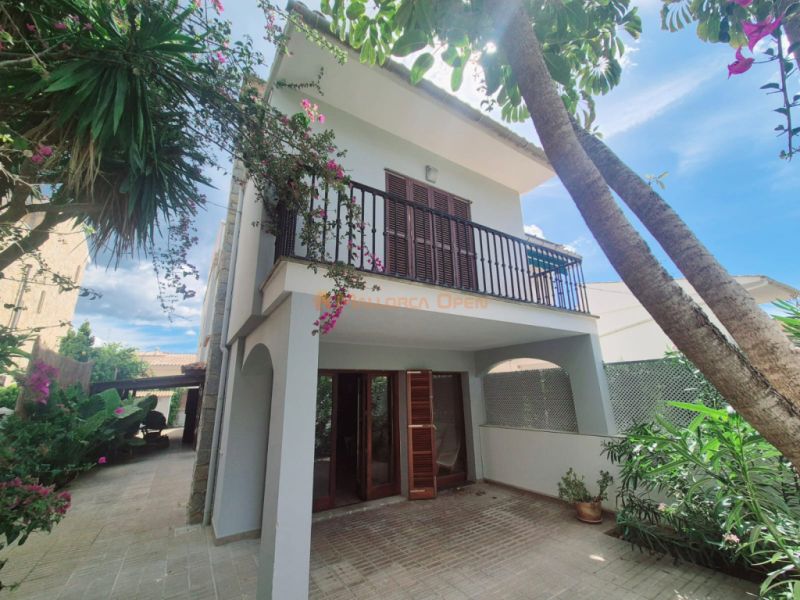 Charmantes Reihenhaus in der besten Wohngegend von Porto Cristo