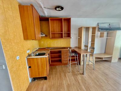 COSTA DE LA CALMA (SANTA PONSA): Renovierungsbedürftiges Studio fussläufig zum Strand