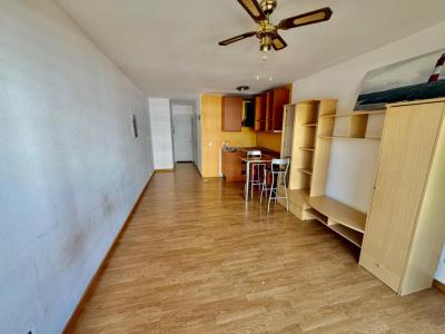 COSTA DE LA CALMA (SANTA PONSA): Renovierungsbedürftiges Studio fussläufig zum Strand