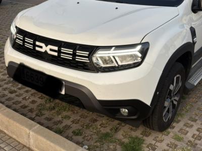 Dacia Duster nur 8000 KM, neuwertig, Standort Mallorca