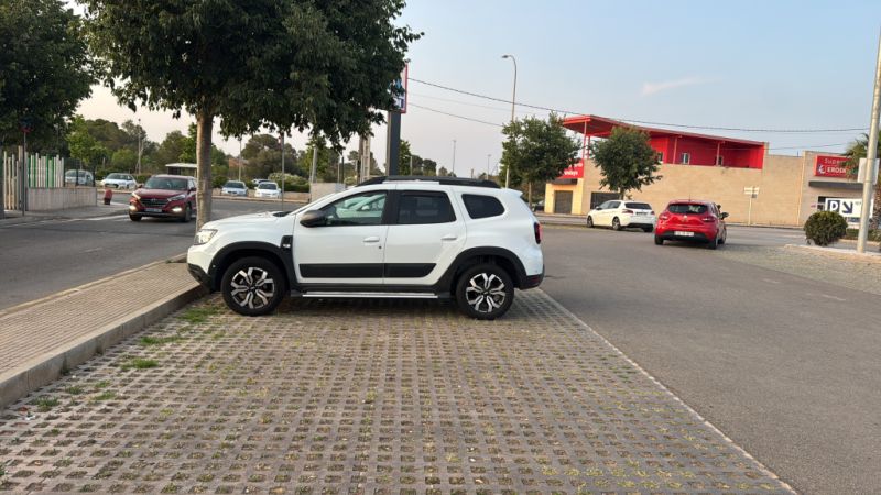 Dacia Duster nur 8000 KM, neuwertig, Standort Mallorca