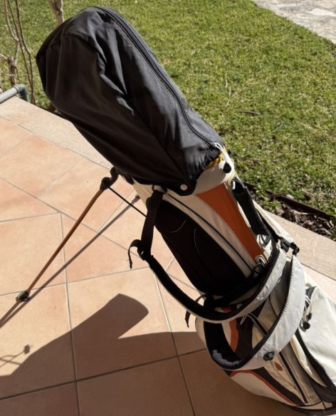 Bolsa de golf para mujer con juego completo de palos incl. varios drivers