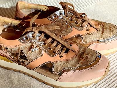 Damen, Pailletten-Sneaker kombinieren Roségold, Beige- und Metallic-Töne, Gr. 38