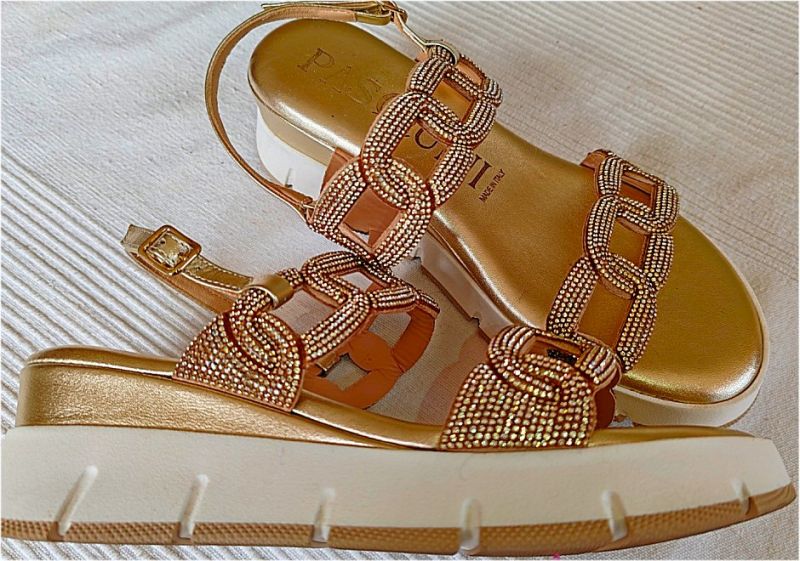 Damen-Sandale, Nappaleder/Strasssteine Gr. 38, Italien