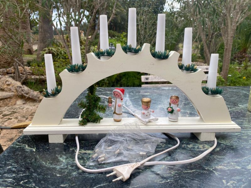 Arco de velas decorativo eléctrico de madera