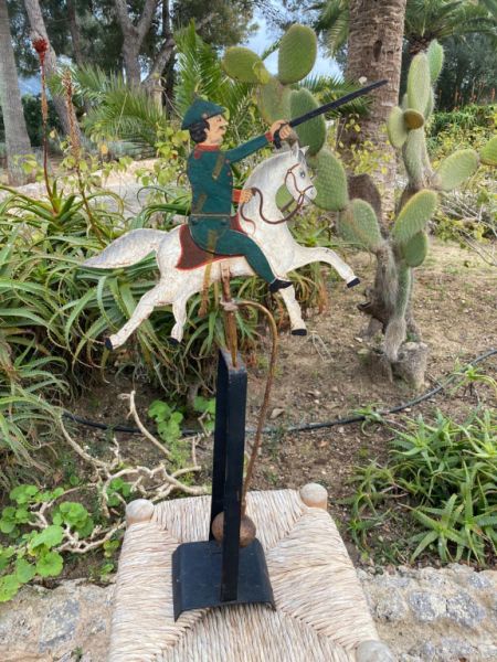 DECORACIÓN metal jinete caballo fusil