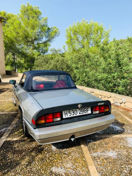 El icónico coche clásico ALpha Spider 1986 en venta