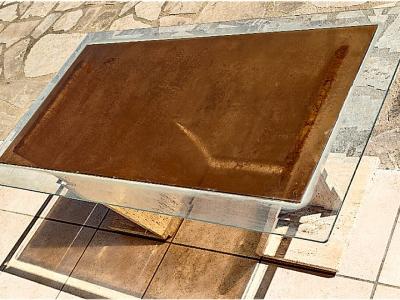 Mesa de centro de diseño 70/80 posmoderna – Hormigón y vidrio ahumado – Diseño 3 en 1